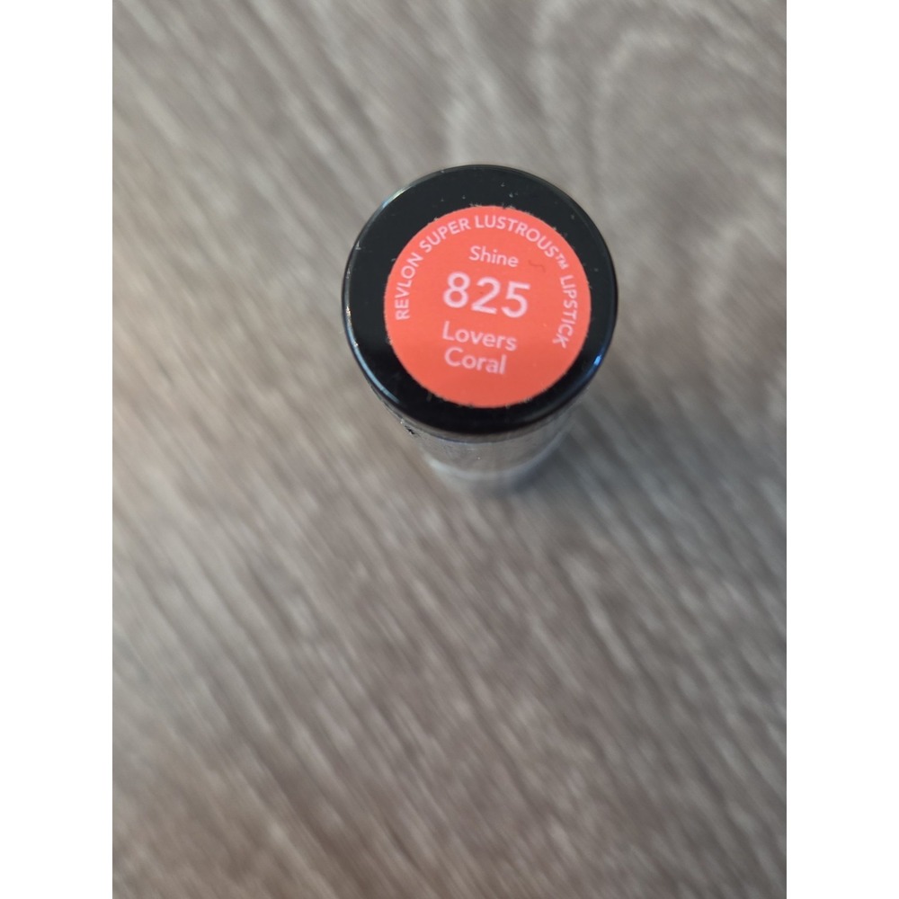 Revlon Super Lustrous Lipstick - Shine - 825 Lovers Coral